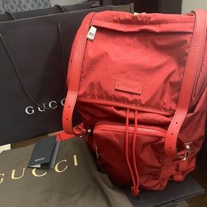 Gucci backpack never used for men and women